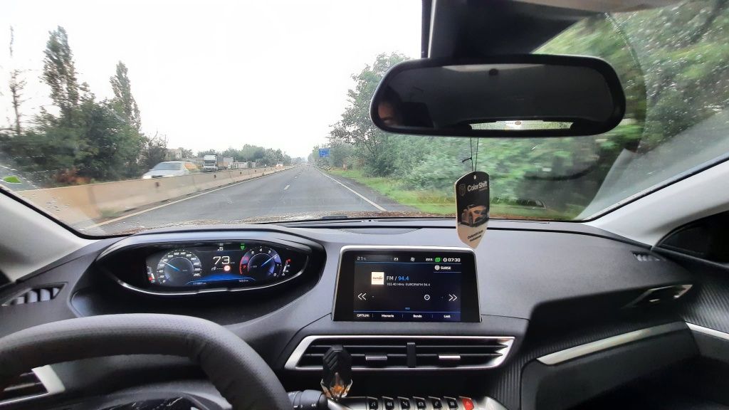 Peugeot  3008 1.2 puretech. 130 caluti