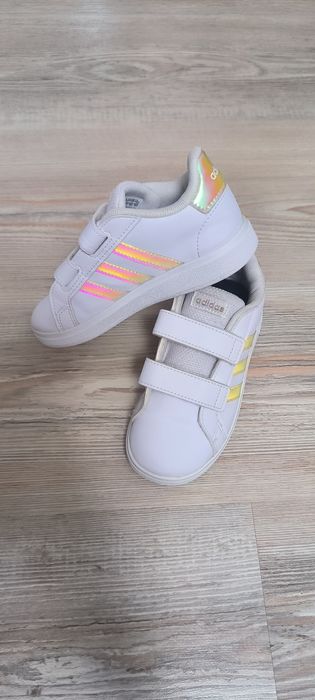 Adidași Adidas mărimea 27