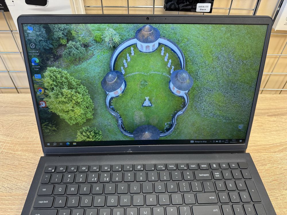 Лаптоп Dell Vostro 15 3535 - 15,6”, отличен