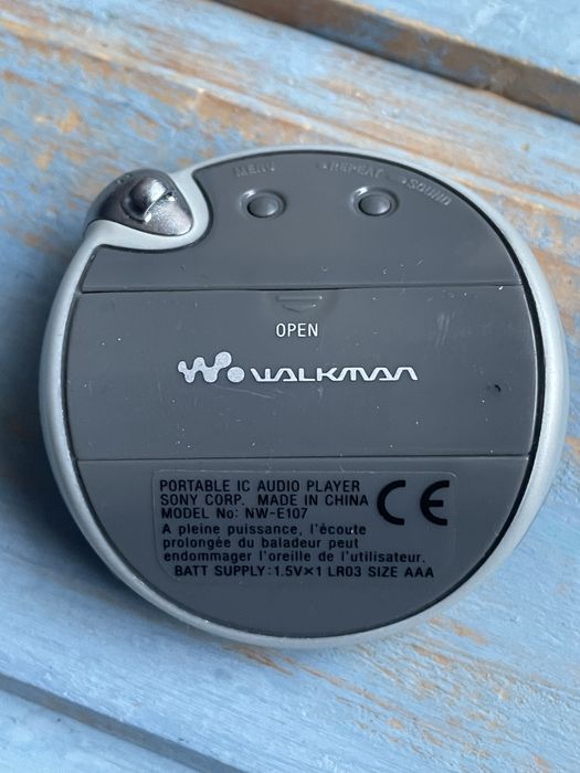 Media player Sony nw-e107