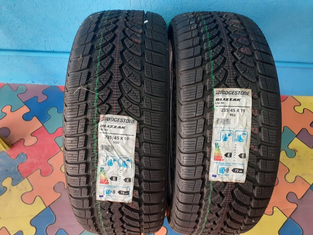 2бр. Bridgestone Blizzak LM 80/// 235/45/19 НОВИ зимни