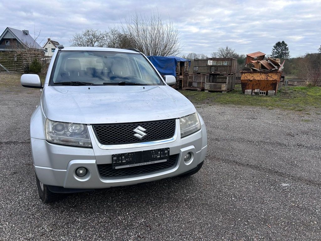 Dezmembrez /Piese Suzuki Grand Vitara 2  1.9 DDIS 5usi