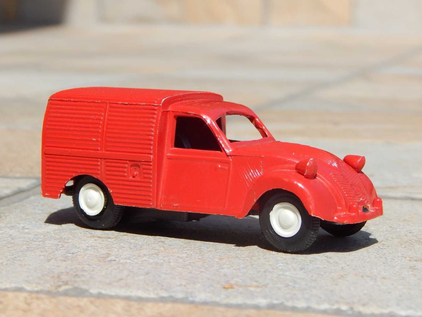 Macheta jucarie Citroen 2CV Fourgonette Correos Spania 1:43 veche rara