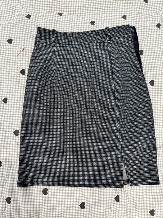 Продам новую юбку драп