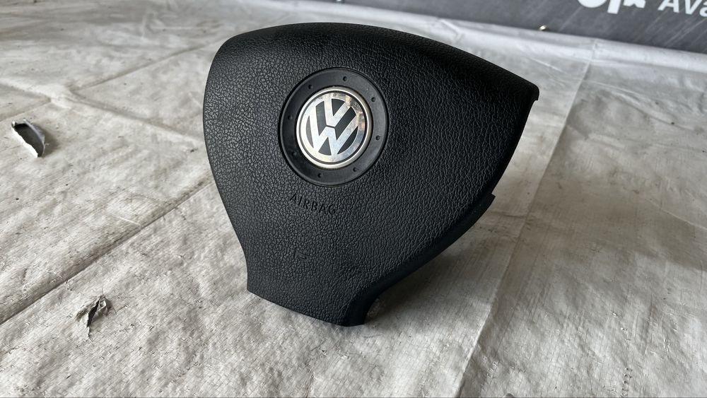 2 броя Еърбег VW Golf 5