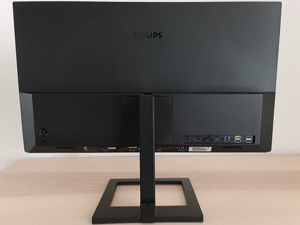 Монитор Philips 28" 4k 3840 x 2160 IPS как новый