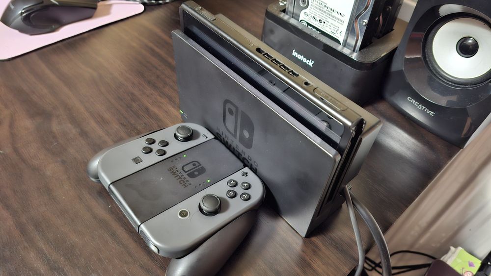 Vind Nintendo switch v2 32gb  stare perfecta