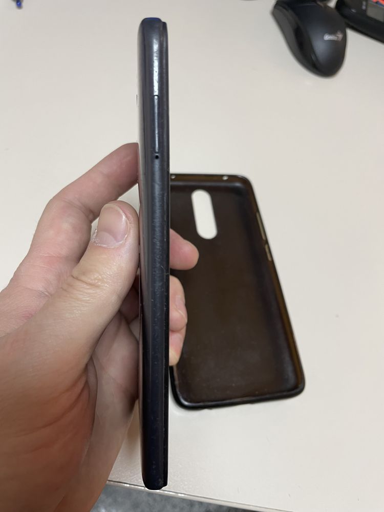 Xiaomi Redmi 8 64 или меняю на гантели (сяоми)
