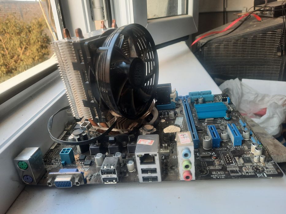 Asus H61M-E комплект или штучный
