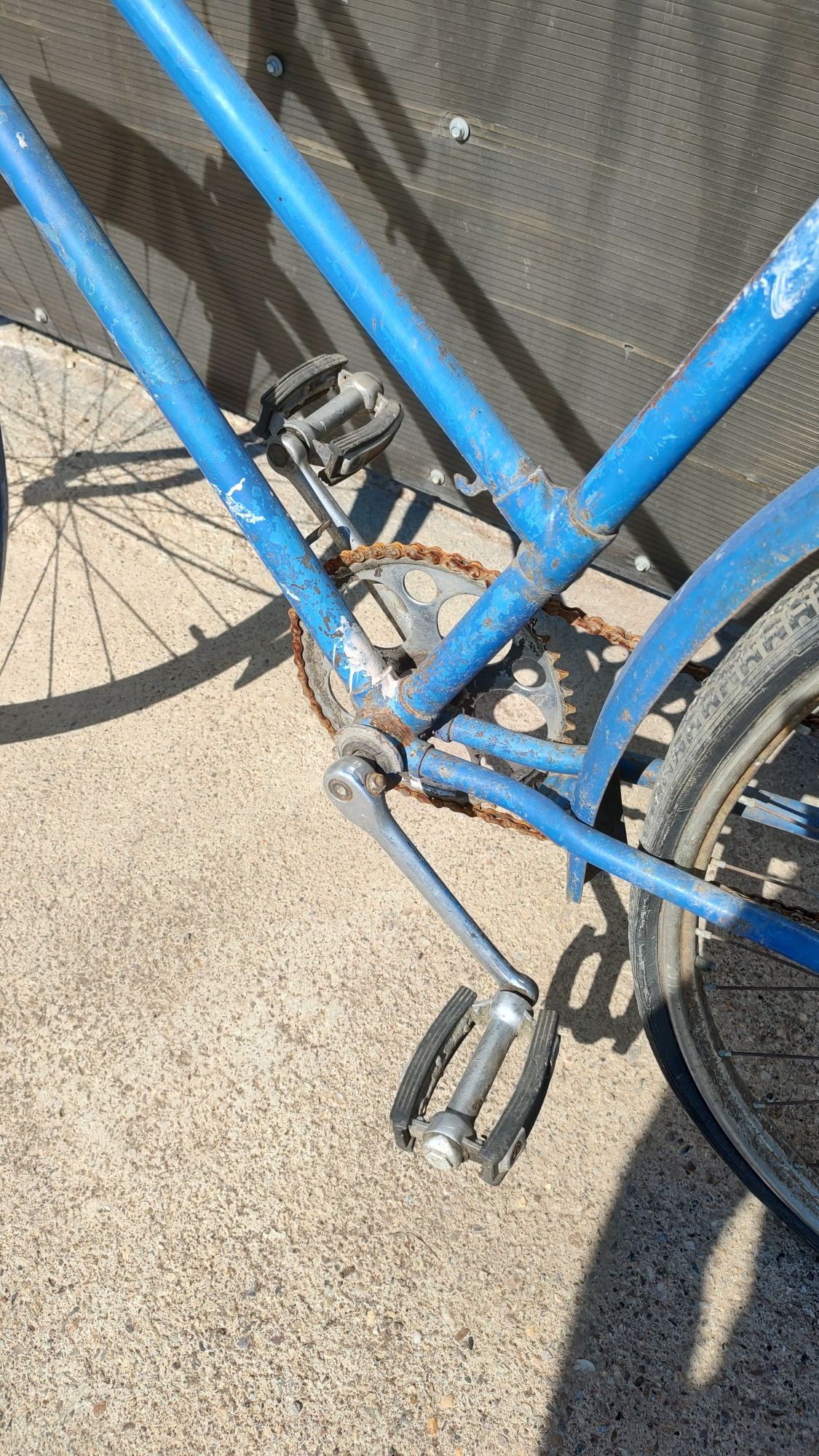Vând bicicleta veche Ucraina