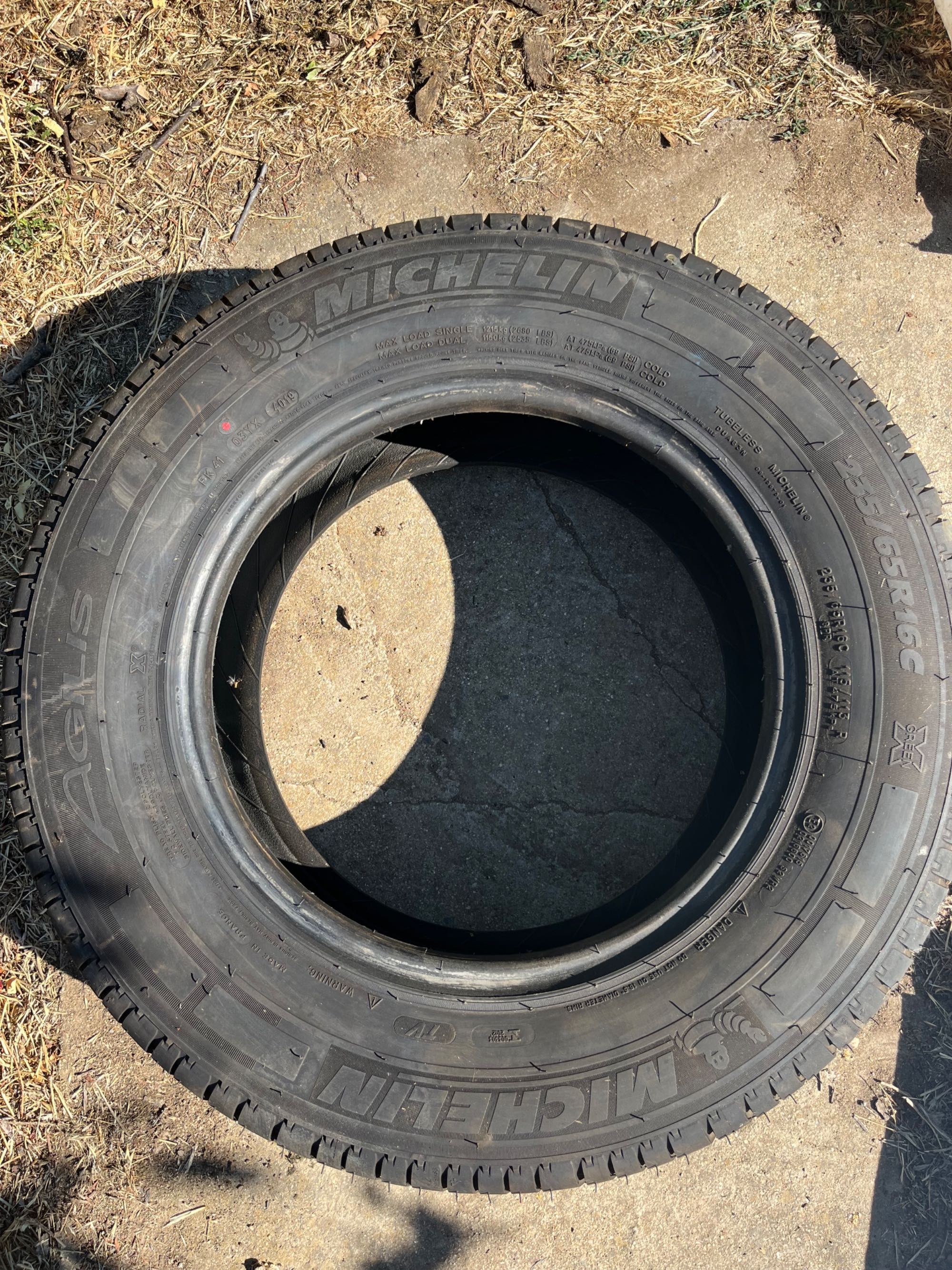 Michelin Agilis 235/65R16C – 4 броя, DOT 4019