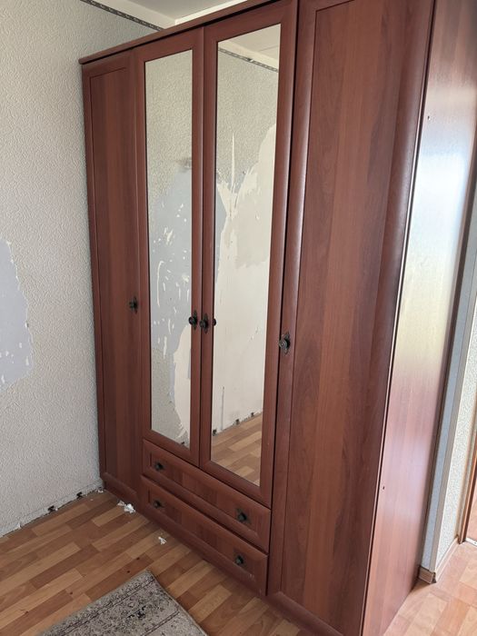 Продам шкаф в хорошем состоянии