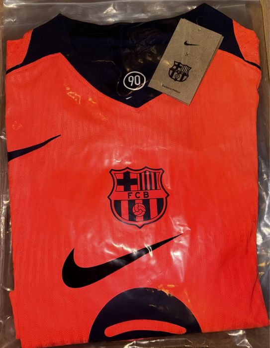 Barcelona трети екип 25/26