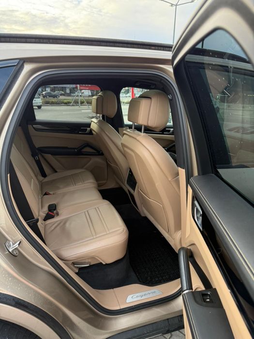 Porche Cayenne 2019