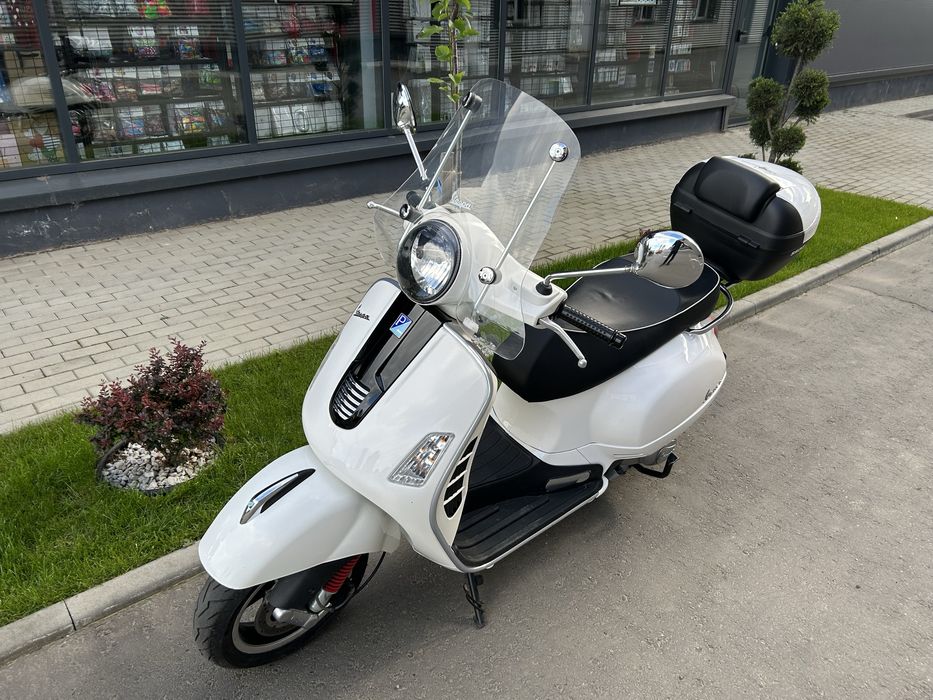 PIAGGIO Vespa GTS 300 ie
