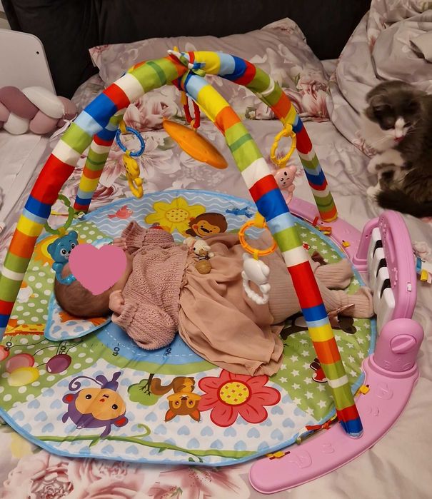 Centru de activitati pentru bebelusi