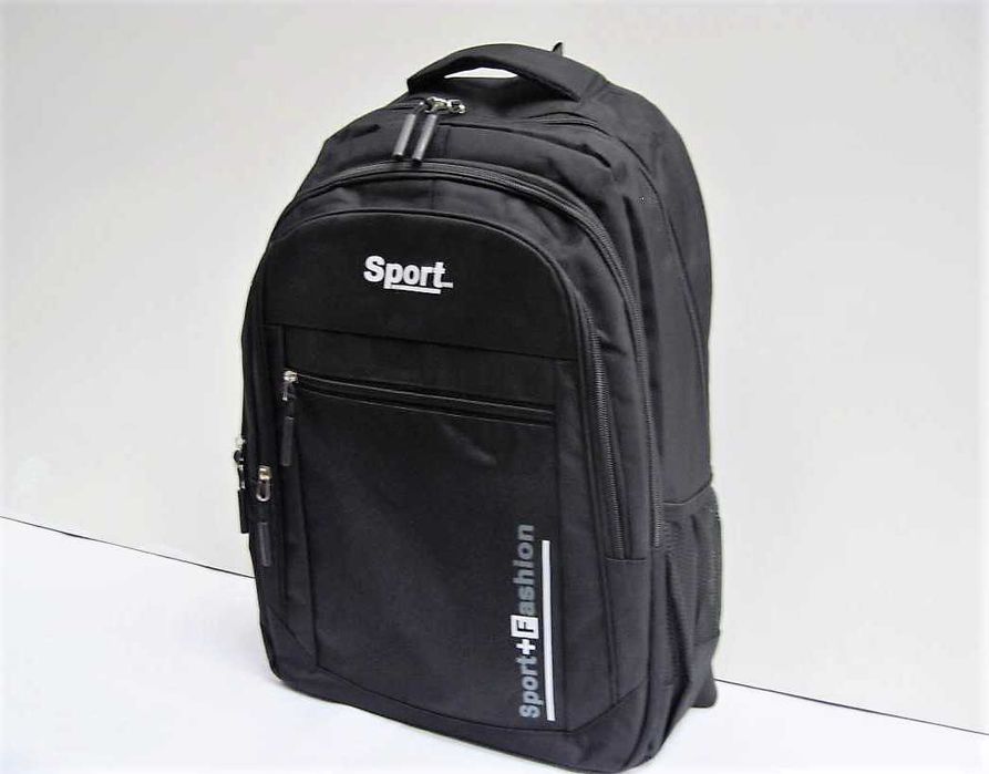 Ghiozdane cu trei compartimenta