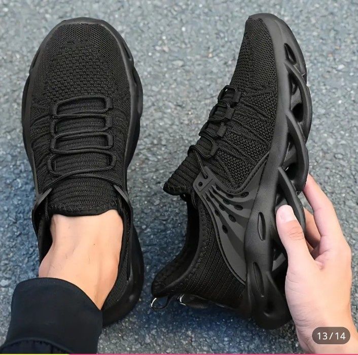 Черные кроссовки 39 размер