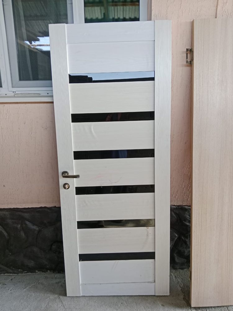 Продается двери