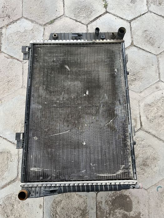 Продам радиатор мерседес с 180 w202