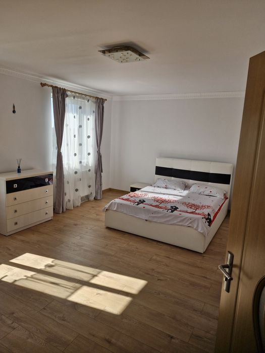 Direct Proprietar inchiriez casa 4 camere Joita Bacu