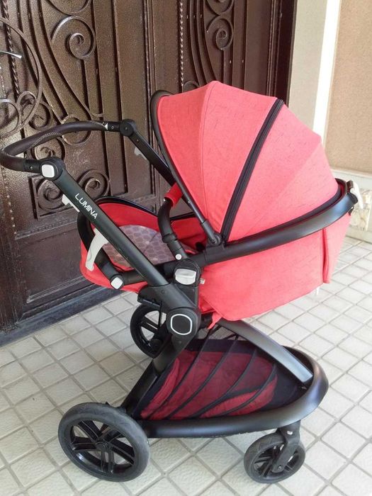 Итальянская детская коляска Lumina.