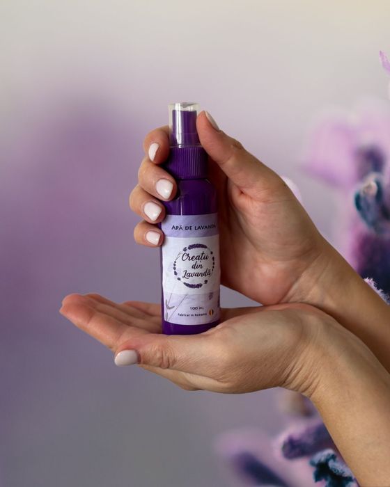 Apa florala de lavanda