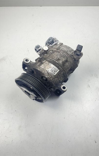 Compresor AC 5Q0820803C Skoda Rapid a 3-a generatie