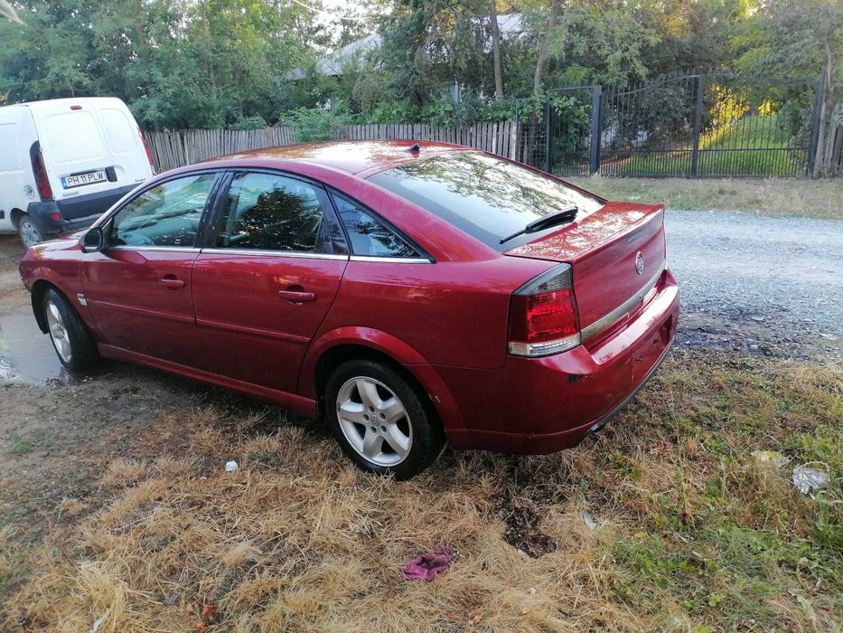 Vând piese de golf 4 1.4 și opel Vectra c 1.8