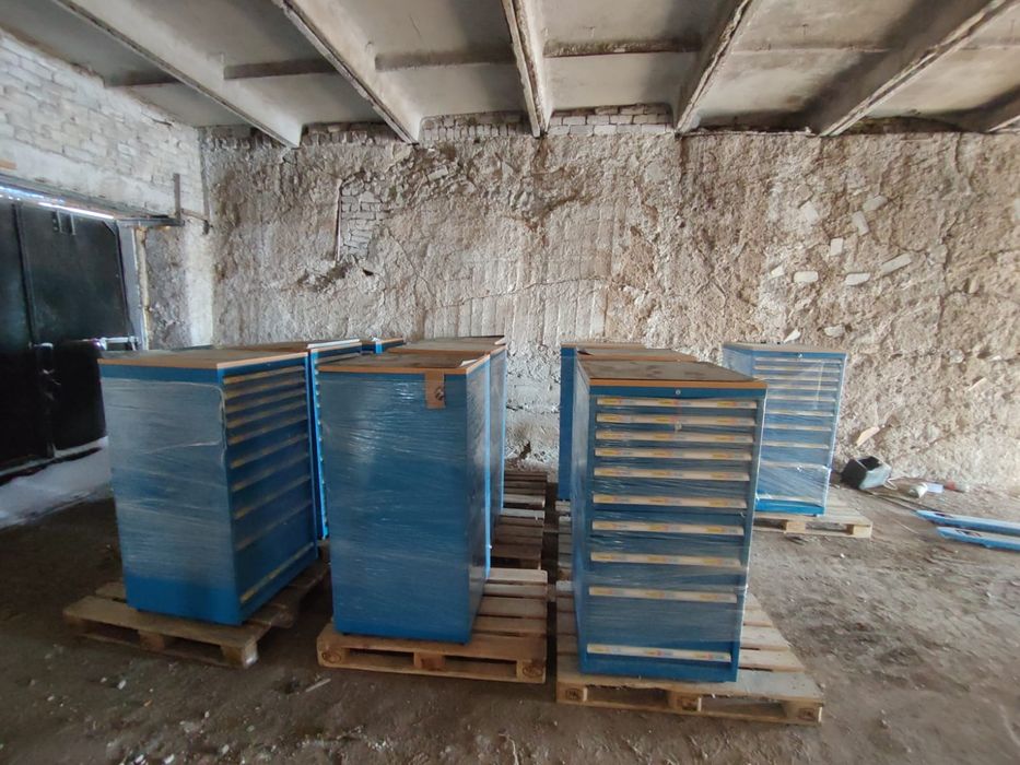 Шкаф металлический