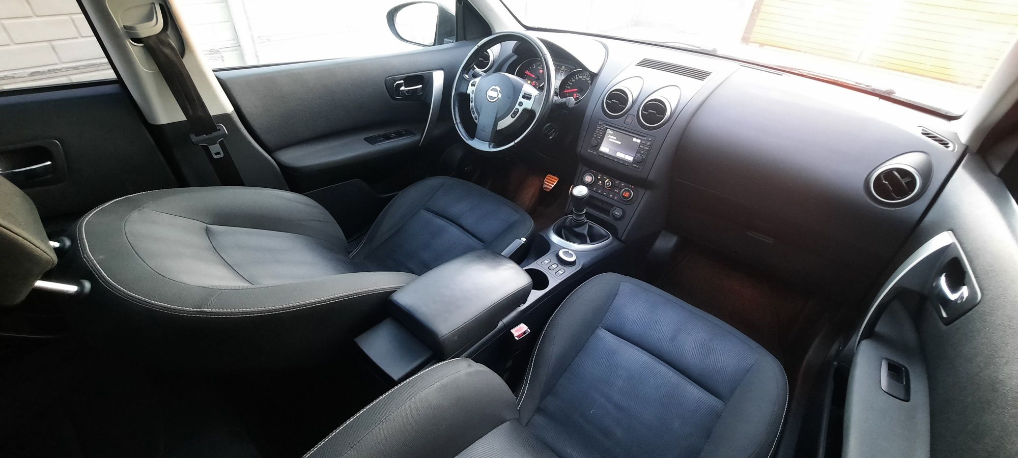 Nissan Qashqai 1.6 Diesel 4X4 Panoramă Navigație Sistem Bose