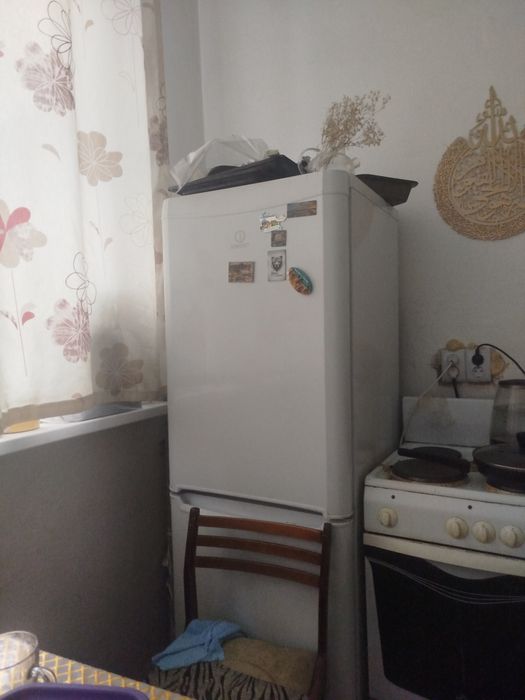 Продам холодильник