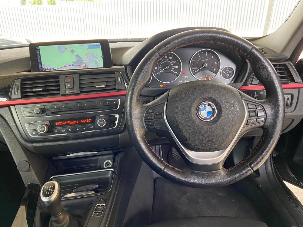 Dezmembrez BMW 320d N47D20C F30 Sport Line,Recaro,NTB