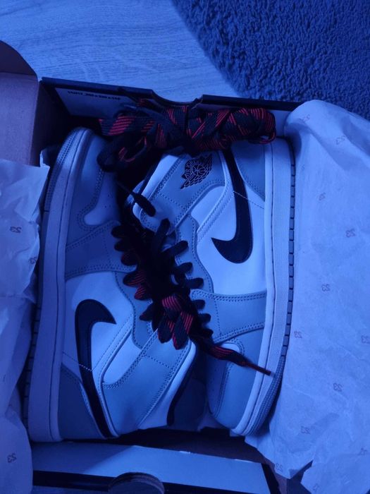 Air Jordan 1 Mid light smoke grey mas 41