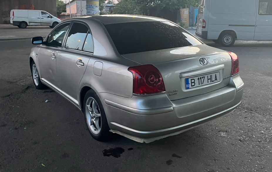 Vand Toyota Avensis