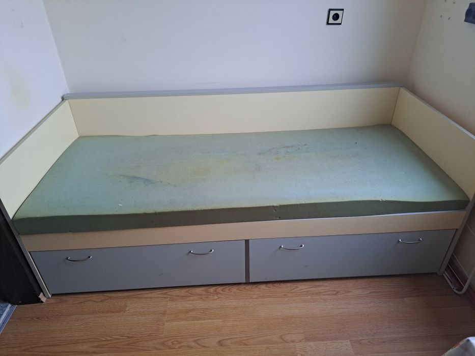 Единично легло- запазено