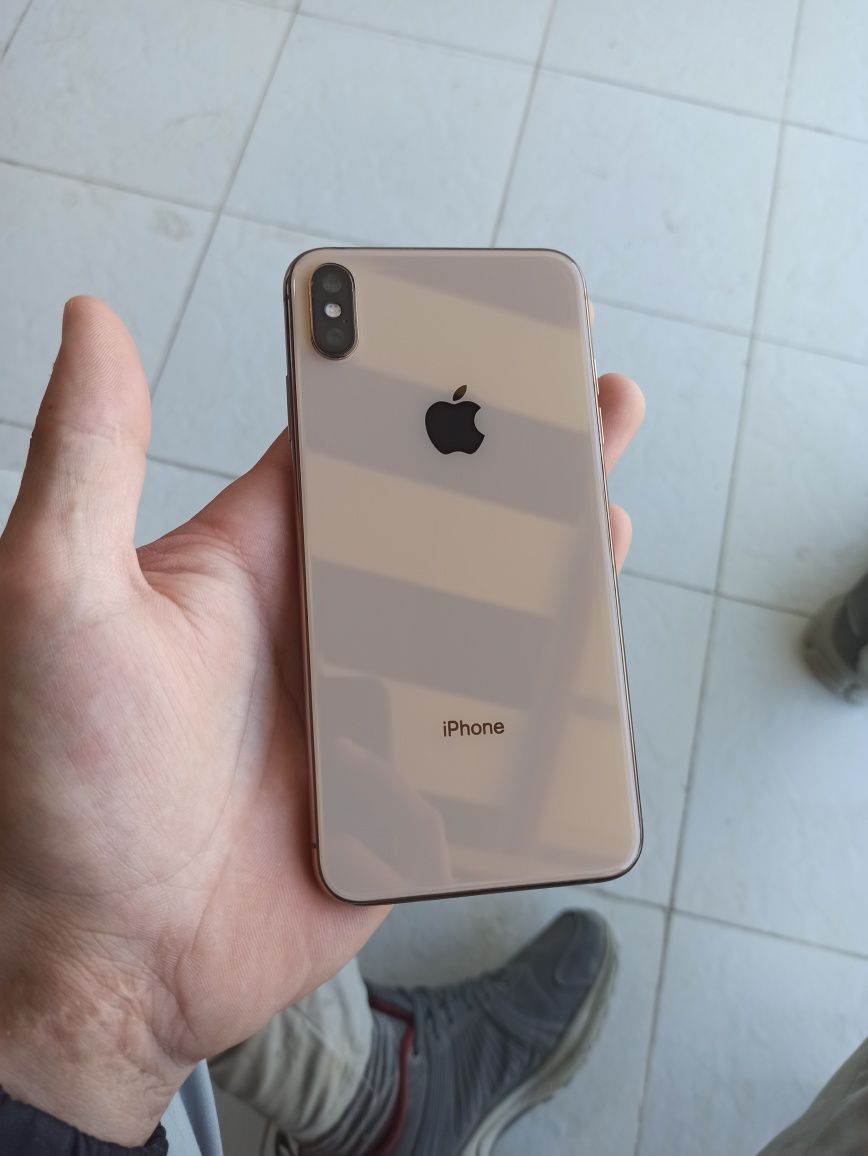 iPhone XS Max 64