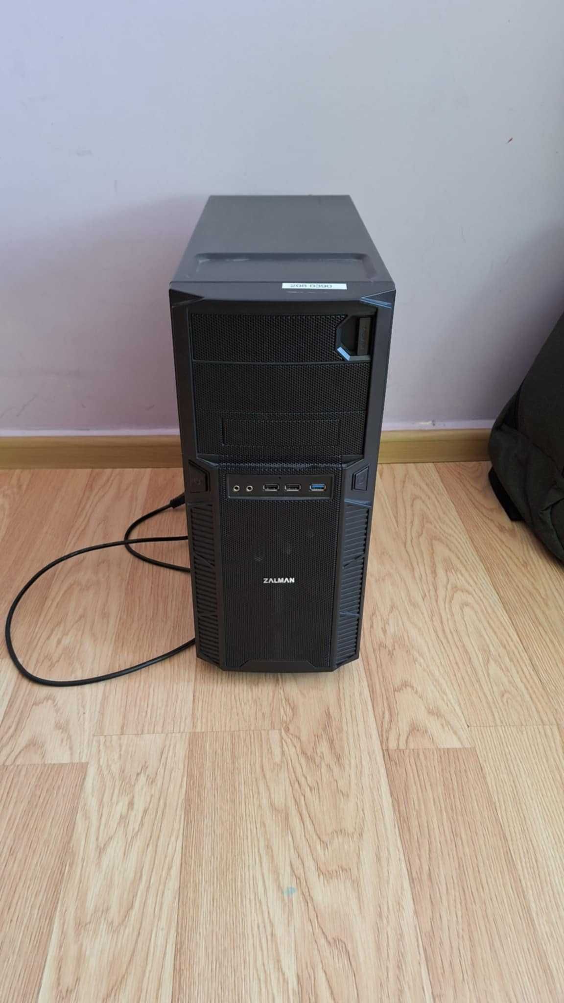 Настолен компютър / Desktop computer