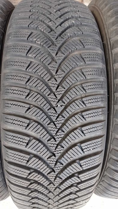 Зимни гуми HANKOOK 195 65 15 Дот3221