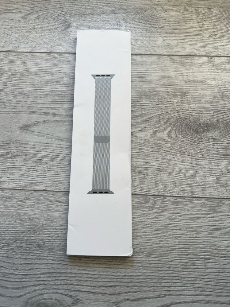Оригинална каишка Apple Watch 44 mm (Pulsera Milanese Loop)
