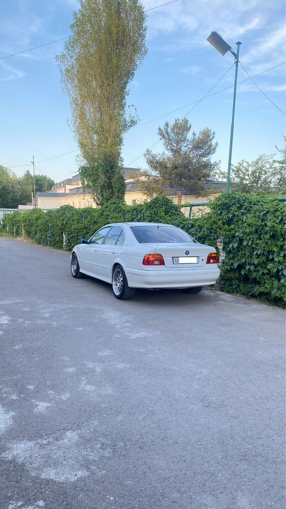 Продаётся BMW E39