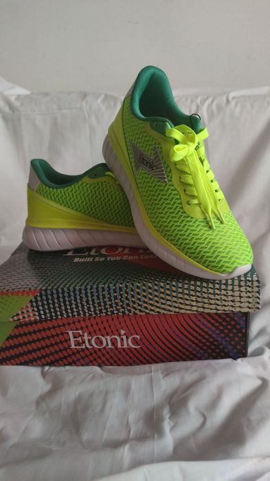 Adidasi etonic noi nouti