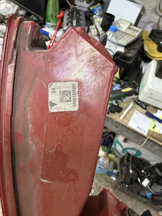 Оригинален стоп за броня от Audi Q3 8U десен с лека забележка