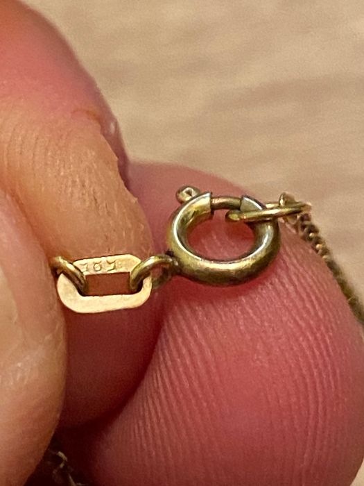 Продавам Златно Дамско колие 14к