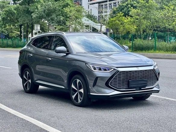 Продам BYD Song Gibrid 2023. Идеал 2 позиция