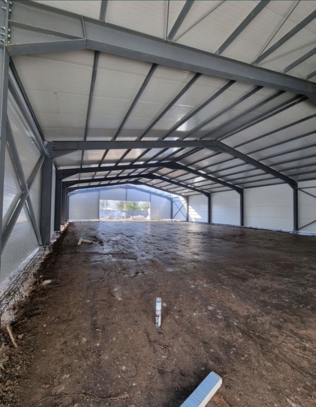 Ofer transport gratuit în toată România structura metalica hala garaj