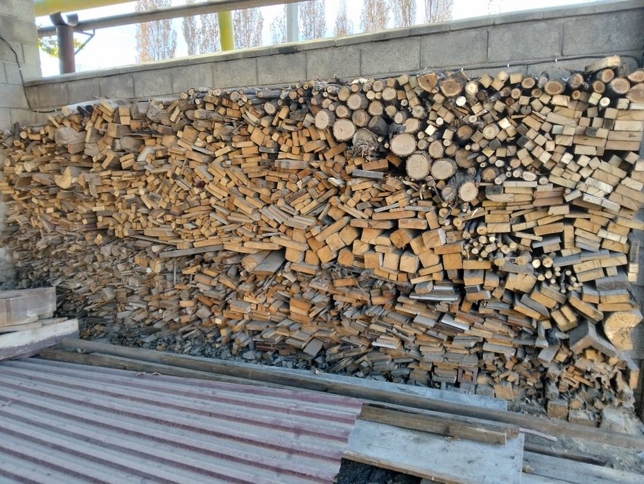 Дрова продаю срочно
