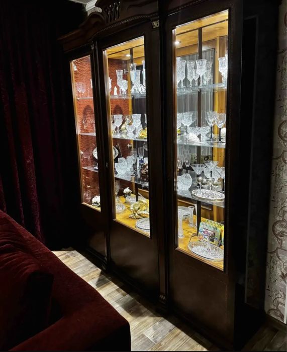 Шкаф/Буфет/Витрина