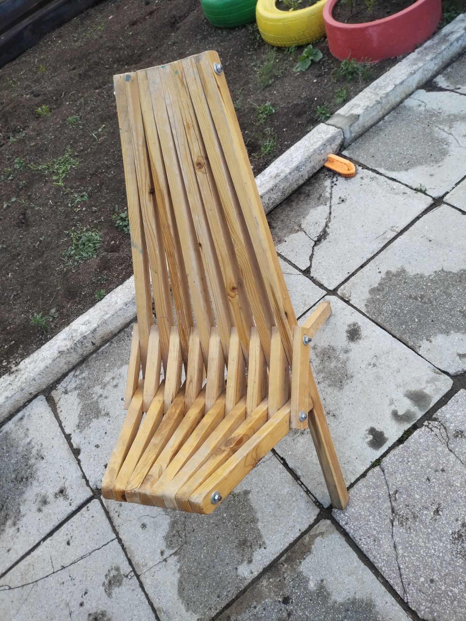 Стул раздвигается