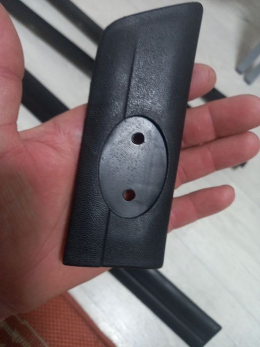 Продам молдинги дверей ауди 100с4